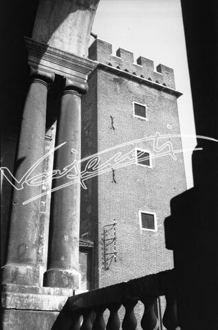 Piazza delle Erbe : Torre del Girone. pellicola - negativo bianco e nero fto mm 60x90