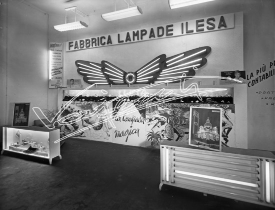 Fiera Campionaria di Vicenza 1948 : Stand Ilesa. Lastra di vetro - negativo bianco e nero fto mm 240X300
