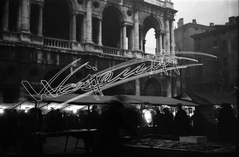 Piazza dei Signori. pellicola - negativo bianco e nero fto mm 60x90