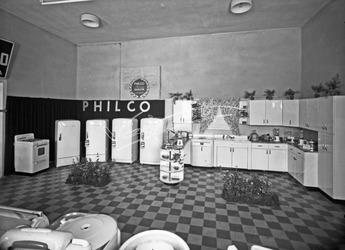 Fiera Campionaria di Vicenza 1952 Stand della ditta Zuccato