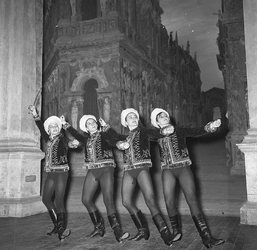 Scuola di danza Vanna Busolini Scuola di danza Vanna Busolini