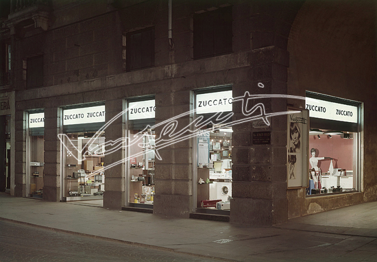 Negozio Zuccato. pellicila - diapositiva colore f.to mm 130x180