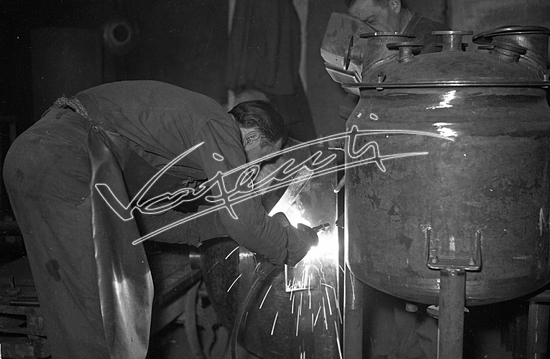 Smalteria Metallurgica Veneta. Pellicola - negativo bianco e nero - f.to mm 60x90