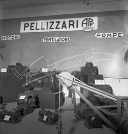 Fiera Campionaria di Vicenza 1946 Stand della Pellizzari