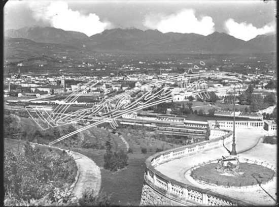Piazzale della Vittoria. lastra di vetro - negativo bianco e nero fto mm 180x240