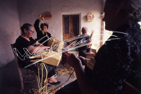 Lavorazione della Paglia : a Marostica. diapositiva 24x36 mm