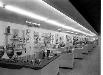 Fiera Campionaria di Vicenza 1953 Padiglione della Ceramica Fiera Campionaria di Vicenza 1953 Padiglione della Ceramica