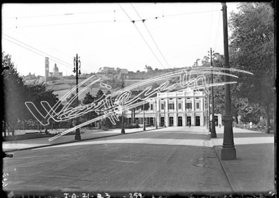 Stazione Ferroviaria. lastra di vetro - negativo bianco e nero fto mm 130x180