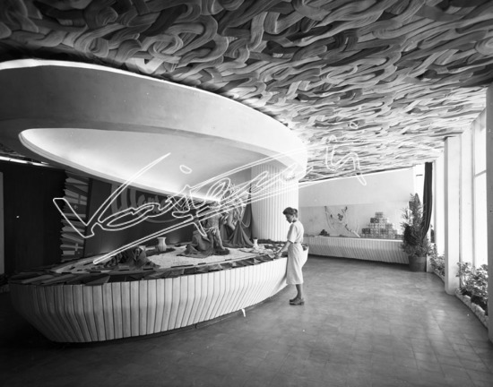 Fiera Campionaria di Vicenza 1948 : Stand Lanificio Marzotto. Lastra di vetro - negativo bianco e nero fto mm 240X300