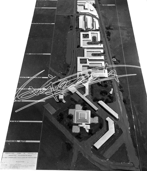 Fiera di Vicenza 1969: Immobiliare Ente Fiera. Pellicola - negativo bianco e nero fto mm 130X180