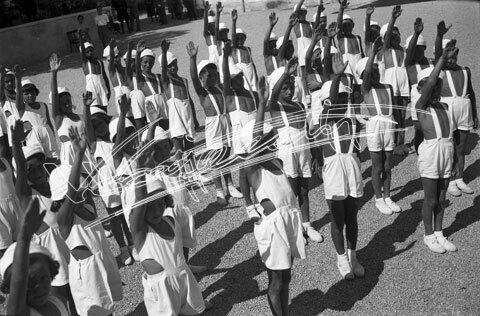 Casa del Sole. pellicola - negativo bianco e nero fto mm 60x60