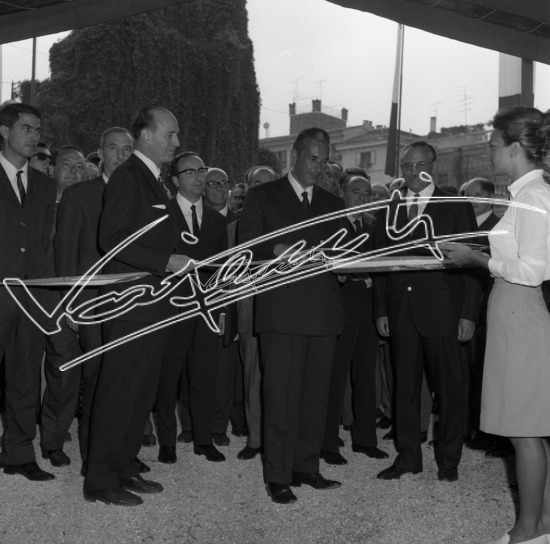 Fiera di Vicenza 1967 : Mostra dell`Oreficeria: Inaugurazione. Pellicola - negativo bianco e nero fto mm 60x60