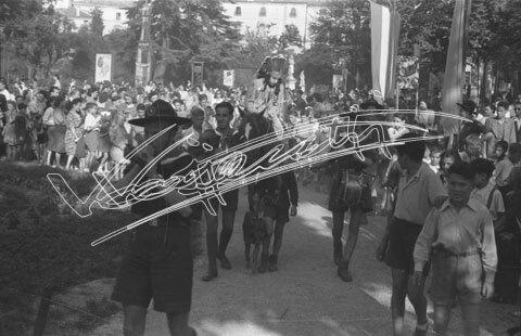 Fiera Campionaria di Vicenza 1946 : Pubblico. pellicola-negativo bianco e nero 24X36