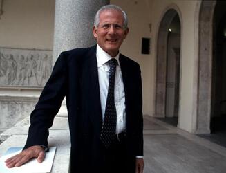 ANDREA MONORCHIO ECONOMISTA