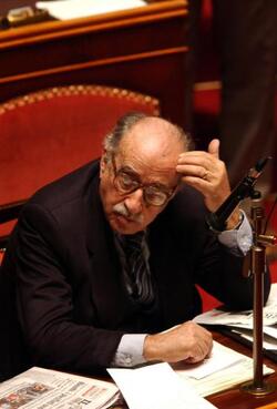 LINO JANNUZZI POLITICO FI