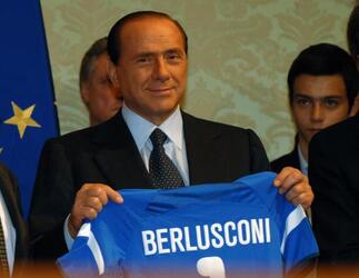 SILVIO BERLUSCONI PRESIDENTE DEL CONSIGLIO MAGLIETTA