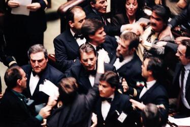 MONTECITORIO PARLAMENTO CAMERA DEI DEPUTATI SCONTRI IN AULA PARLAMENTO