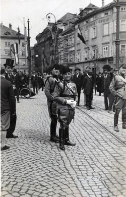 FASCISMO neofascismo