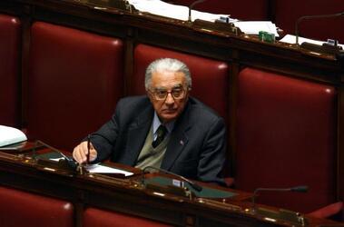 ARMANDO COSSUTTA POLITICO PDCI