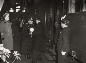 BENITO MUSSOLINI DUCE CON GALEAZZO CIANO ED IL MINISTRO INGLESE NEVILLE Chamberlain