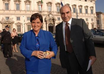 AGAZIO LOIERO POLITICO CON LA MOGLIE