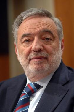 LUIGI NICOLAIS POLITICO