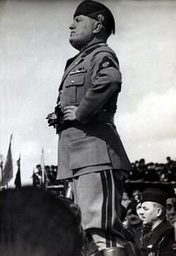 Benito Mussolini Duce dell Italia fascista Benito Mussolini Duce dell Italia fascista