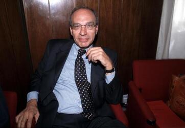 ALBERTO MANTICA POLITICO