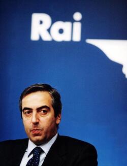 MAURIZIO GASPARRI POLITICO AN MINISTRO TELECOMUNICAZIONI