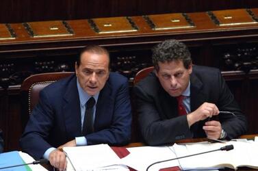 SILVIO BERLUSCONI PRESIDENTE DEL CONSIGLIO GIANFRANCO MICCICHE POLITICO FI