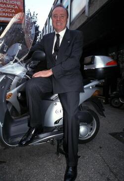 ENNIO DORIS MEDIOLANUM SUL MOTORINO