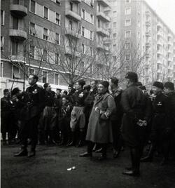 FASCISMO PRATI SFILATA