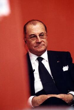 PIETRO ARMANI POLITICO AN ECONOMISTA