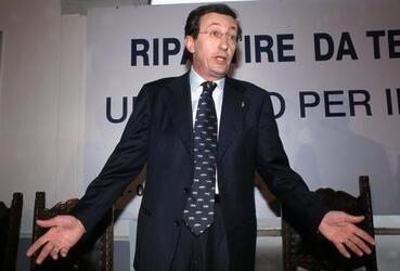 GIANFRANCO FINI POLITICO AN GIANFRANCO FINI POLITICO AN