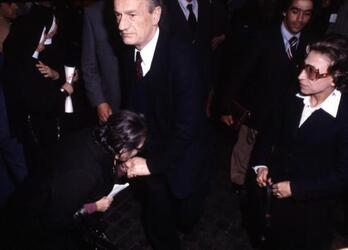 BENIGNO ZACCAGNINI POLITICO DC BACIAMANO