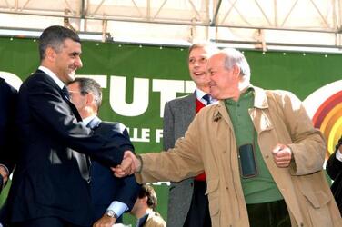 FAUSTO BERTINOTTI POLITICO 
ALFONSO PECORARO SCANIO POLITICO