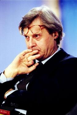VITTORIO SGARBI CRITICO D ARTE POLITICO FI