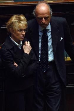 MANUELA DI CENTA POLITICO FI MARIO PESCANTE