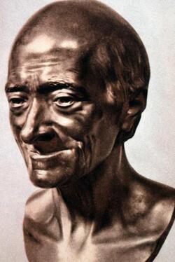 VOLTAIRE