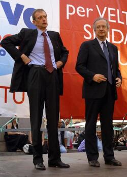 PIERO FASSINO POLITICO DS WALTER VELTRONI POLITICO DS