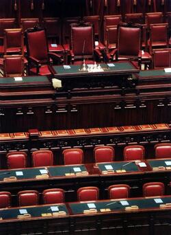MONTECITORIO PARLAMENTO CAMERA DEI DEPUTATI AULA VUOTA governo