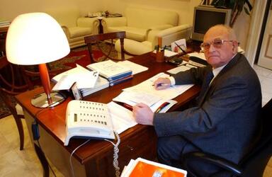 ONOREVOLE GAETANO RASI GARANTE PER LA PROTEZIONE DEI DATI PERSONALI PRIVACY 
