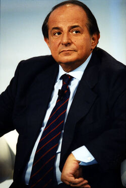 GIANCARLO MAGALLI PRESENTATORE