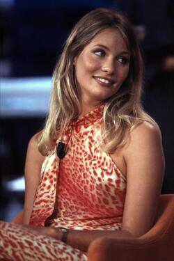 FLAVIA VENTO SHOWGIRL