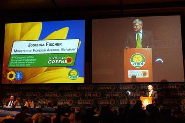 JOSCHKA FISCHER POLITICO