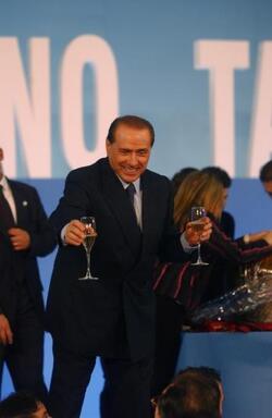 BRINDISI SILVIO BERLUSCONI AL NO TAX DAY