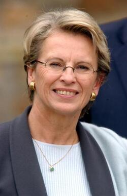 Micelle ALLIOT MARIE Ministro francese
