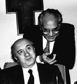 CIRIACO DE MITA POLITICO EMILIO COLOMBO POLITICO 1989 CONSIGLIO NAZIONALE DEMOCRAZIA CRISTIANA CIRIACO DE MITA POLITICO EMILIO COLOMBO POLITICO 1989 CONSIGLIO NAZIONALE DEMOCRAZIA CRISTIANA