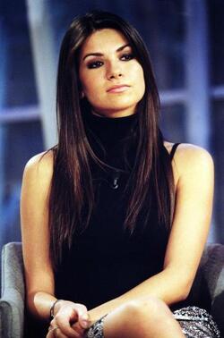 ALESSIA VENTURA SHOWGIRL