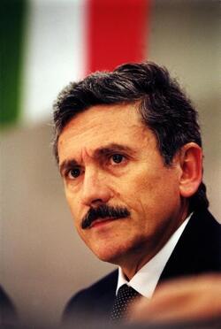 MASSIMO D ALEMA POLITICO DS